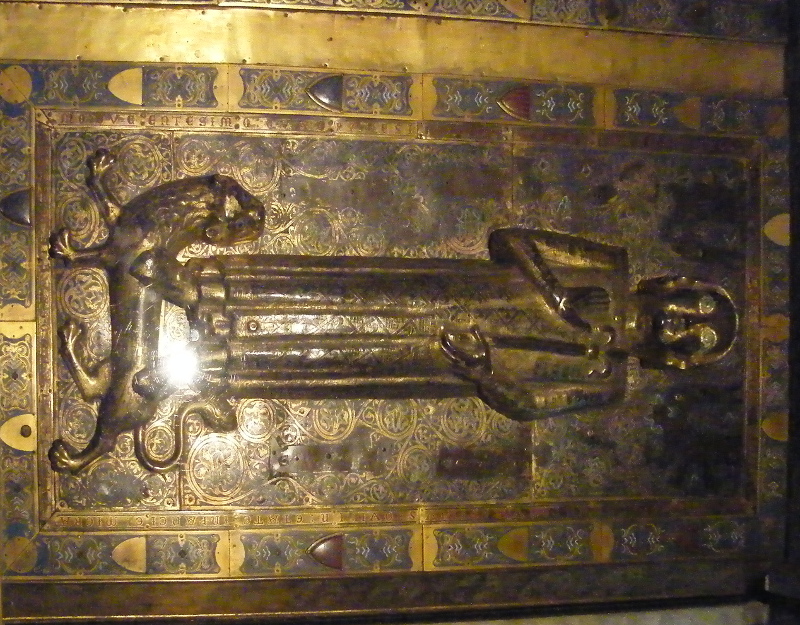 France Paris - St Denis Jean de France 1248 effigy 1250